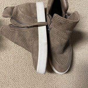 Steve Madden Women's Wedgie Sneaker